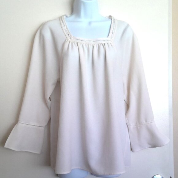 Marc New York Andrew Marc Top White 3/4 Bell Sleeve Boho Peasant Fairy EUC Sz L - Picture 1 of 7